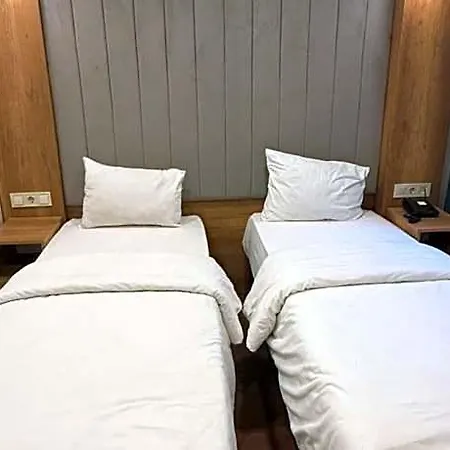 Hotel Pege